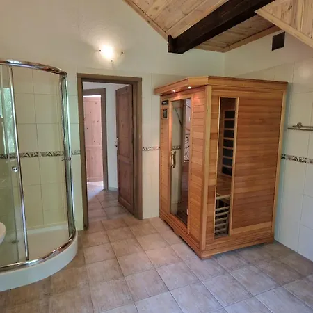Holiday home Zielone Wzgorza