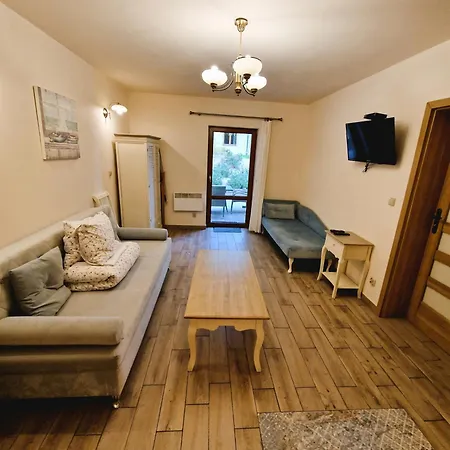 Holiday home Zielone Wzgorza